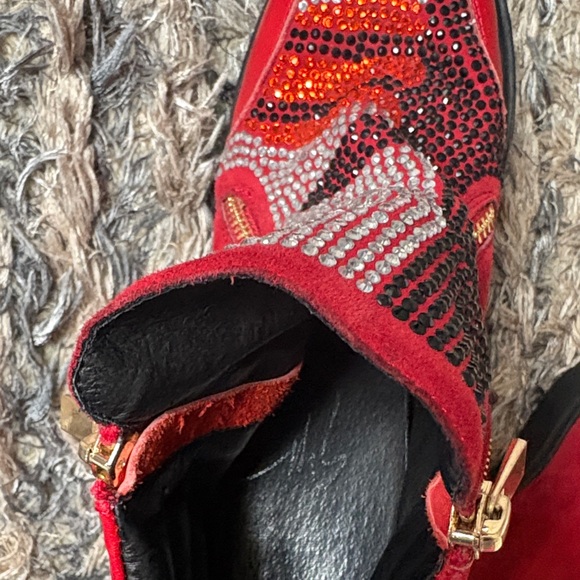 Giuseppe Zanotti Red and Black Crystal Embellished Sneakers - Picture 12 of 15